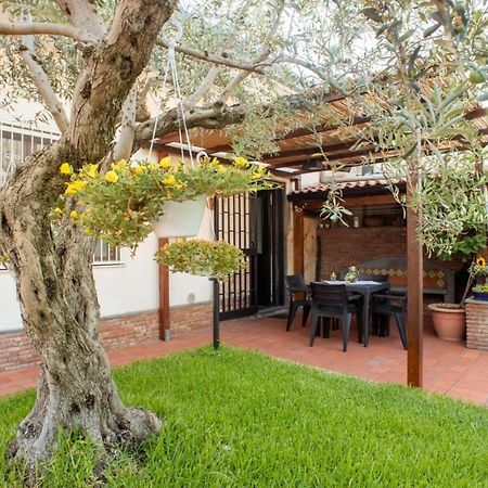 Casa Dell'Ulivo Villa Aci Bonaccorsi Luaran gambar